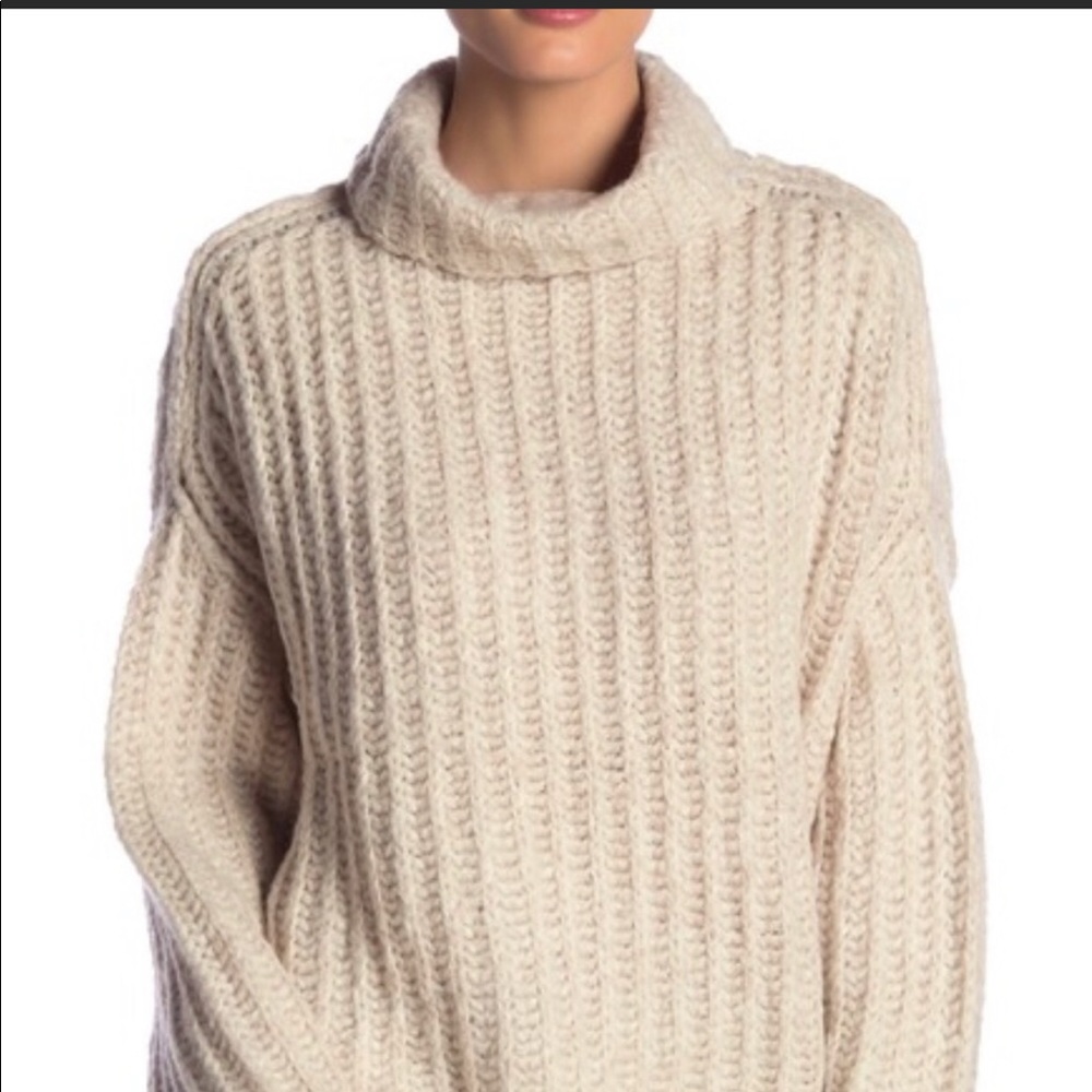 Free People fluffy sweater!